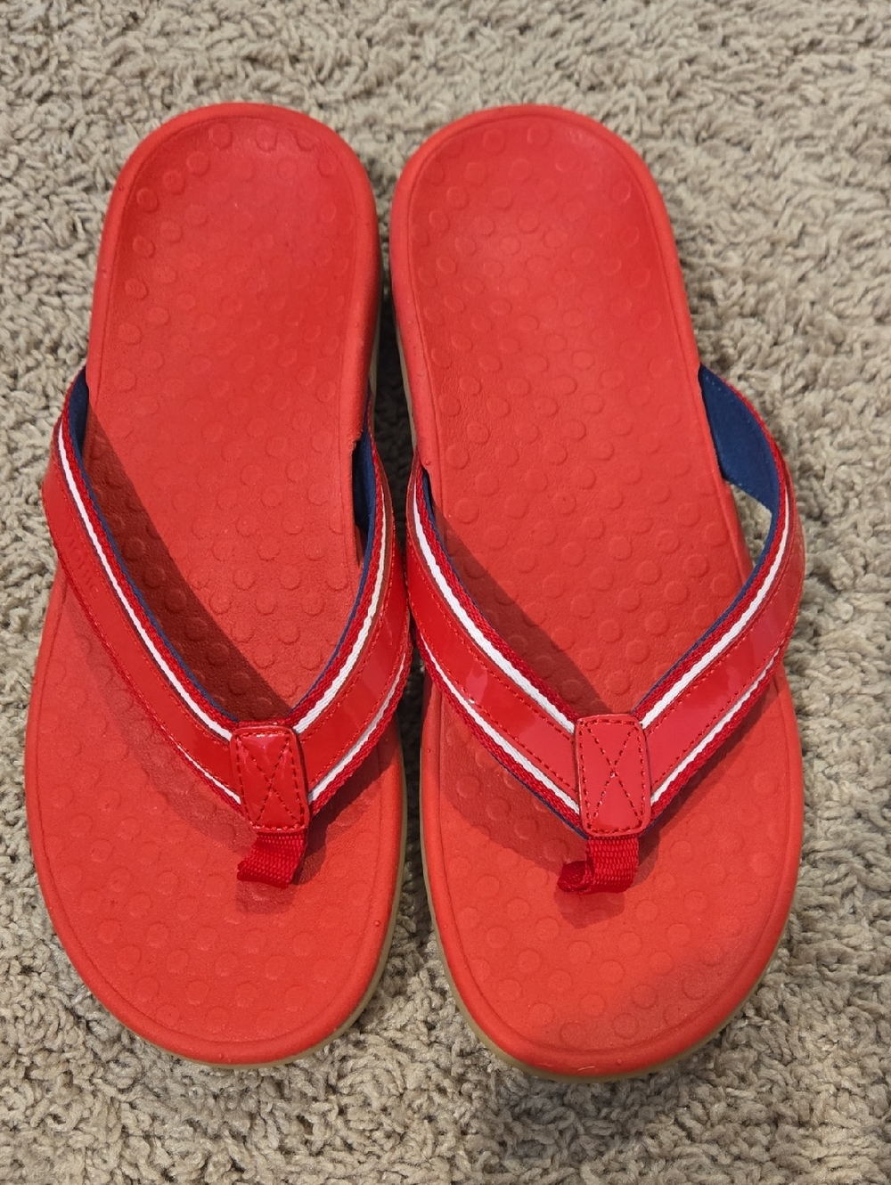 Vionic Kelby Flip Flops Womens Sz 9 Red Orthopedic Comfort Support Flip Flop
